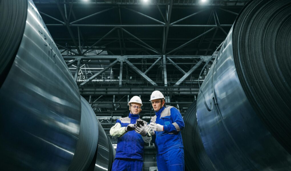 Taśma nierdzewna w profesjonalnych systemach montażowych