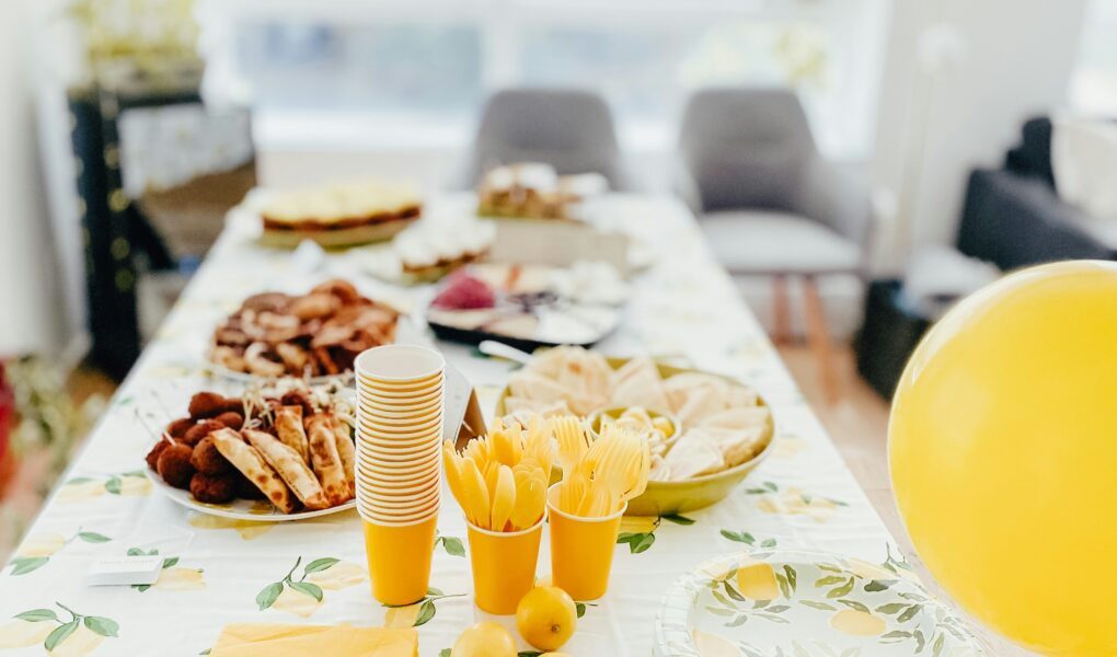 Nowoczesna cerata na stół – elegancja i funkcjonalność w jednym