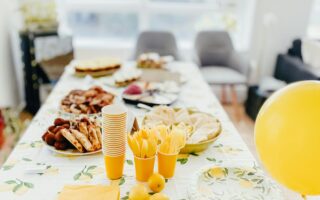 Nowoczesna cerata na stół – elegancja i funkcjonalność w jednym